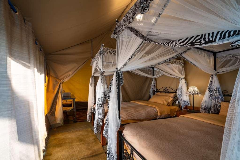 Karibu Camps And Lodges Lions Paw Ngorongoro 카라투 객실 사진